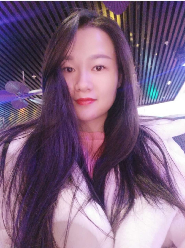 婉瑩的第一张照片--全国闪婚服务中心