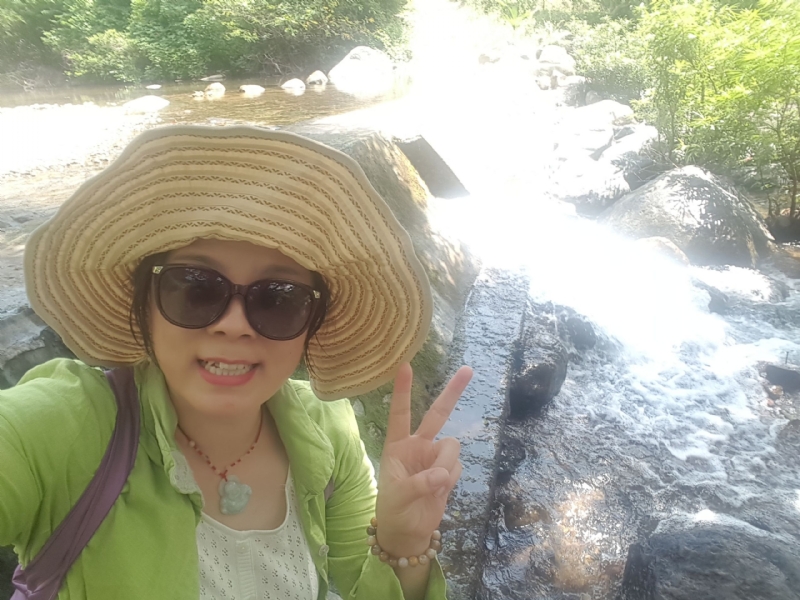 一个人的城的第一张照片--全国闪婚服务中心