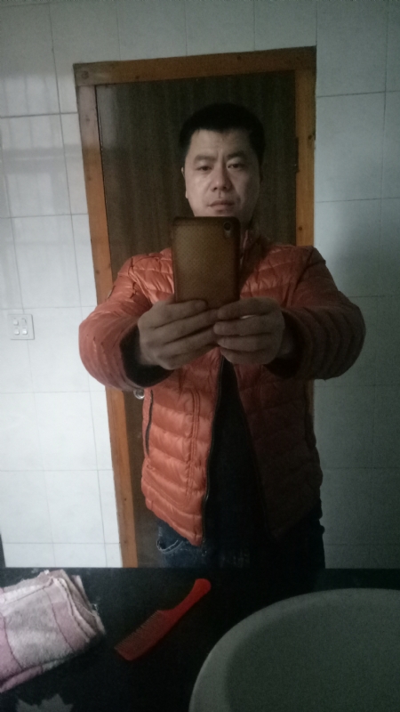 噢荣的第一张照片--全国闪婚服务中心