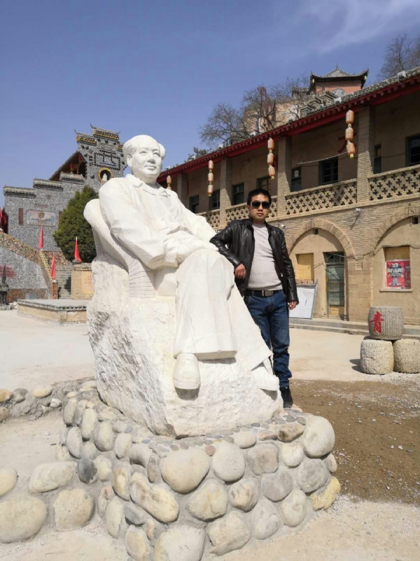 单身汉的第一张照片--全国闪婚服务中心