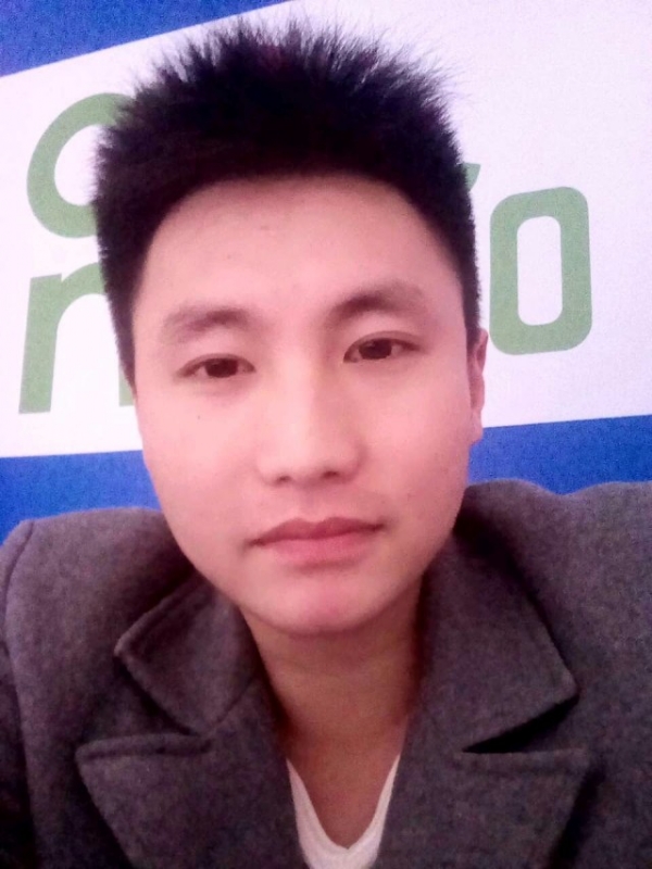 木易的第二张照片--全国闪婚服务中心