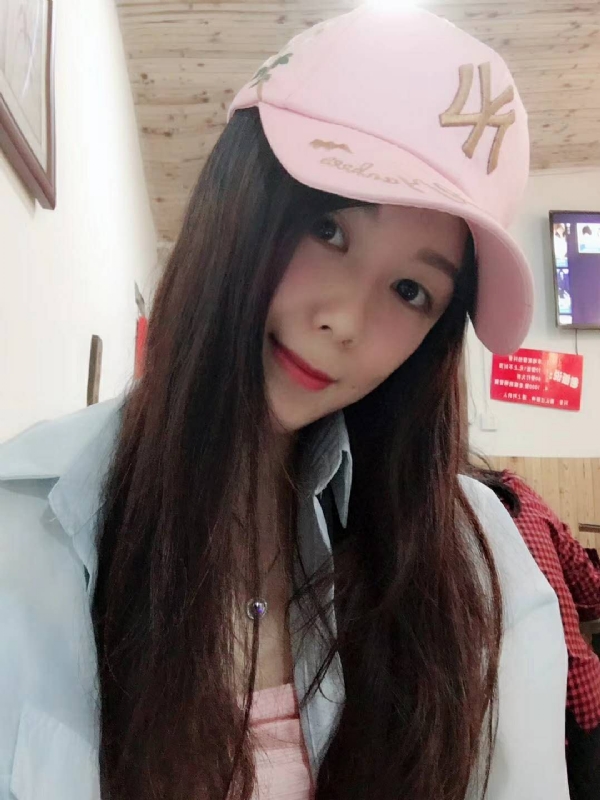 丹丹的第三张照片--全国闪婚服务中心