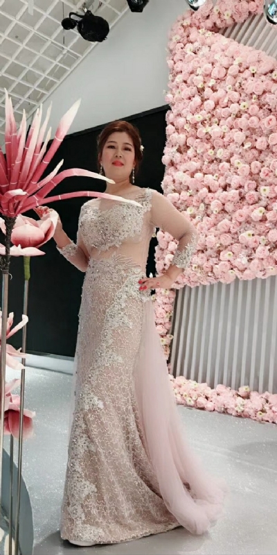 sophie的第一张照片--全国闪婚服务中心