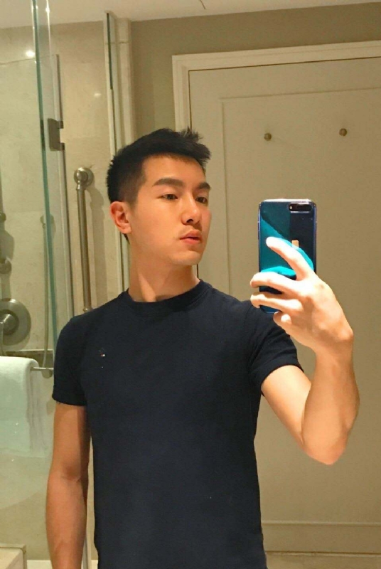 海海的第三张照片--全国闪婚服务中心