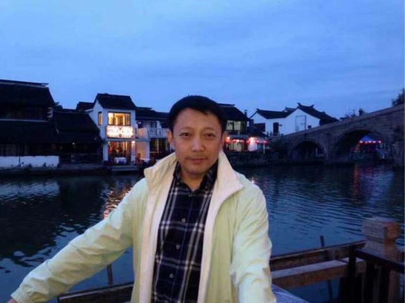 巧克力绅士的第六张照片--全国闪婚服务中心