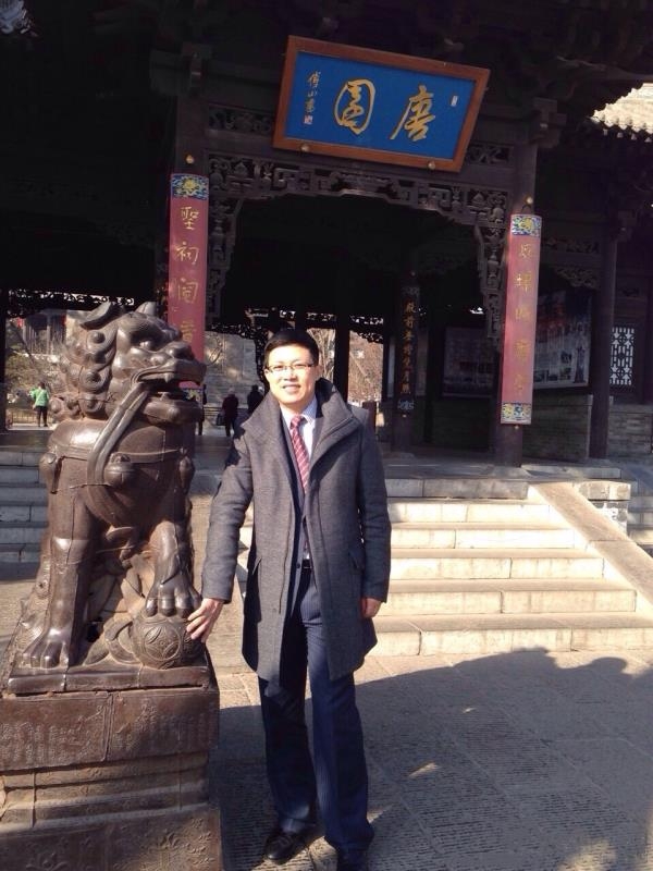 刘刚的第二张照片--全国闪婚服务中心