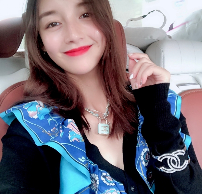 林馨的第二张照片--全国闪婚服务中心