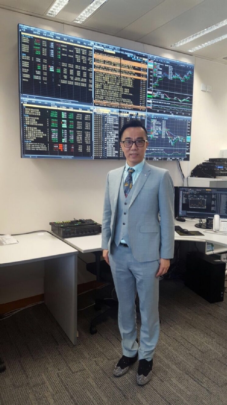 缘来是你的第一张照片--全国闪婚服务中心