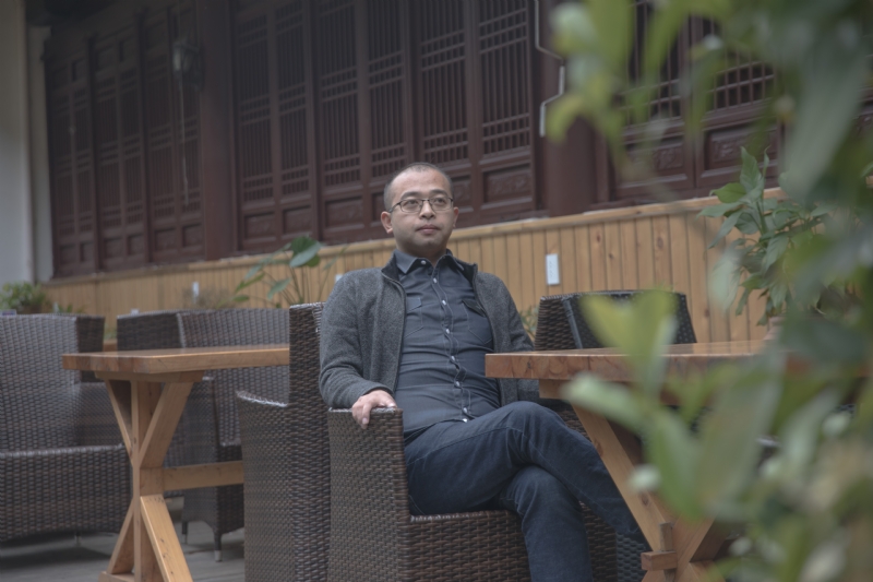 世界那么大的第一张照片--全国闪婚服务中心