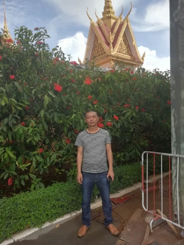 转折点的第一张照片--全国闪婚服务中心