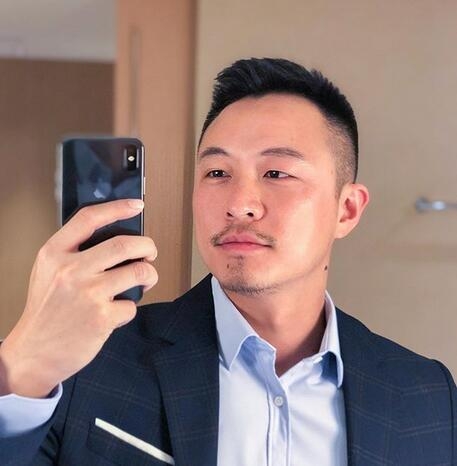 残痕的第一张照片--全国闪婚服务中心