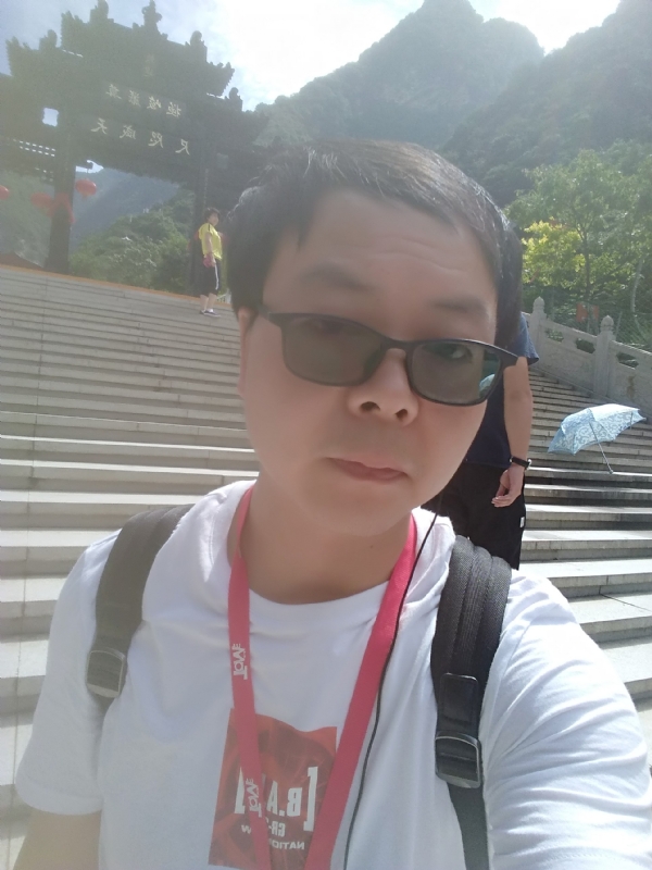 往后余生的第一张照片--全国闪婚服务中心