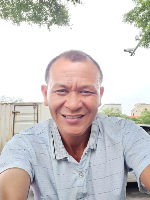 大老的第一张照片--全国闪婚服务中心