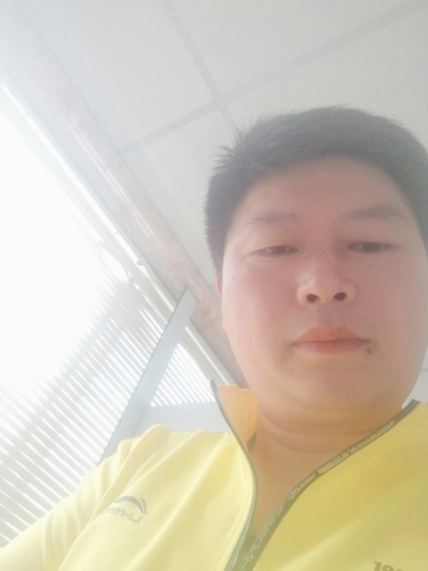 山男的第一张照片--全国闪婚服务中心