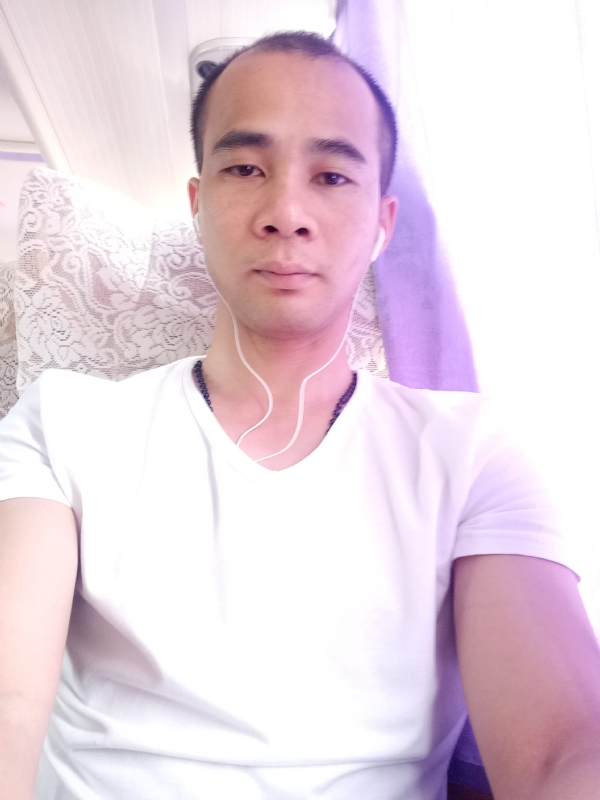 qiaozi的第一张照片--全国闪婚服务中心