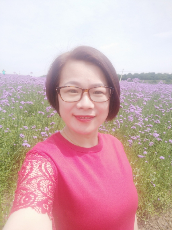 岁月静好的第一张照片--全国闪婚服务中心