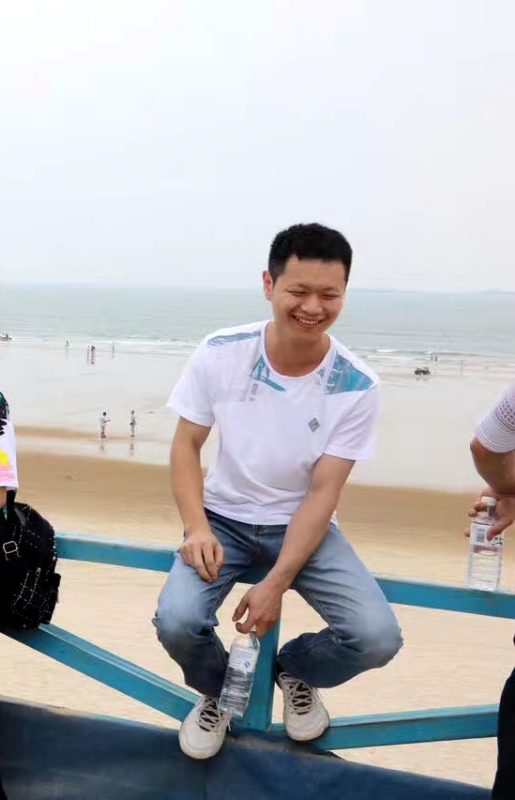 A乐米的第一张照片--全国闪婚服务中心