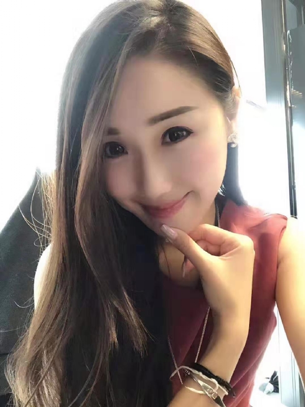 彩蝶的第一张照片--全国闪婚服务中心