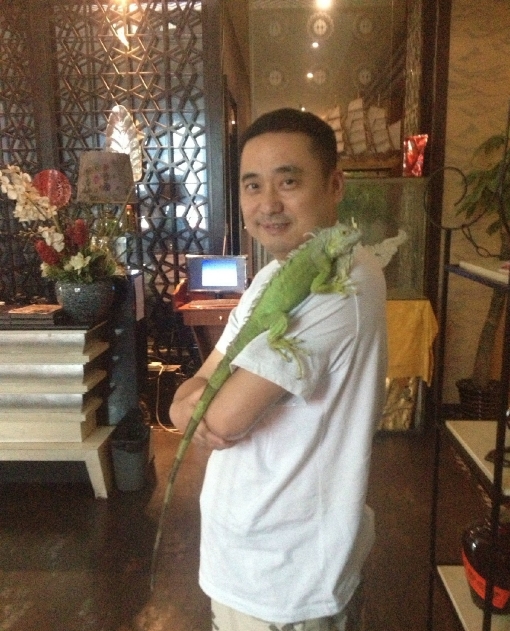 一叶知秋的第一张照片--全国闪婚服务中心