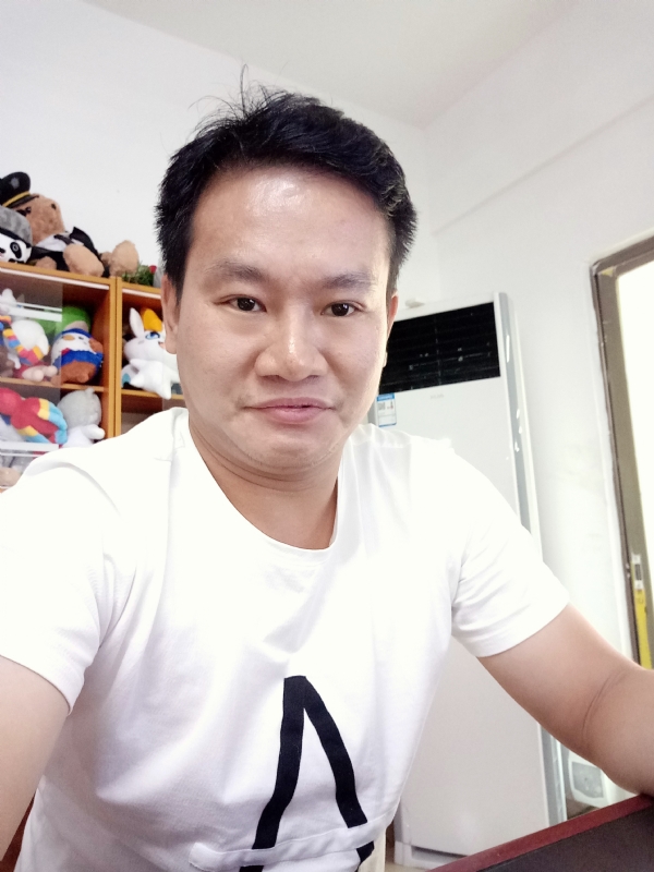 辉祥明天的第一张照片--全国闪婚服务中心