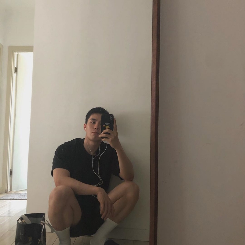 深海的第四张照片--全国闪婚服务中心