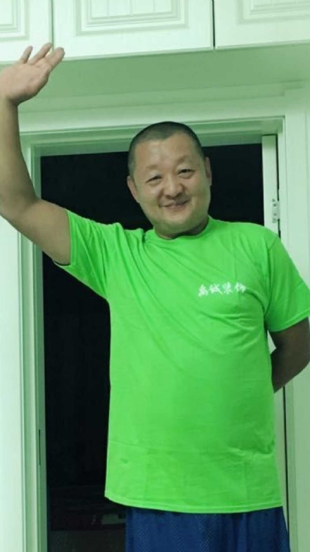孤独的第一张照片--全国闪婚服务中心