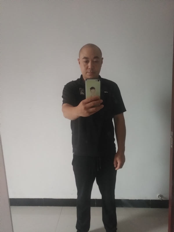 西风瘦马的第一张照片--全国闪婚服务中心