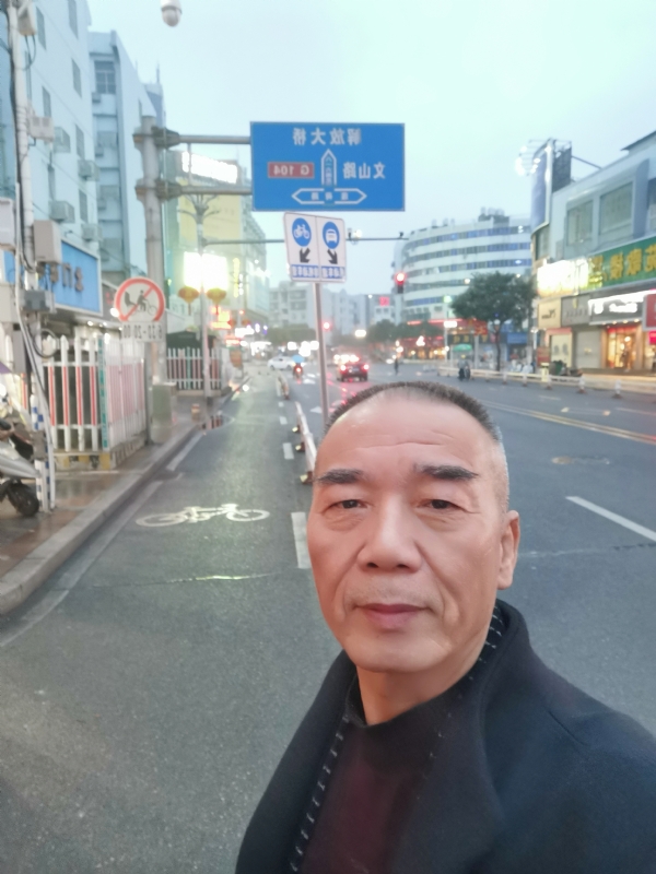 历尽沧海的第二张照片--全国闪婚服务中心