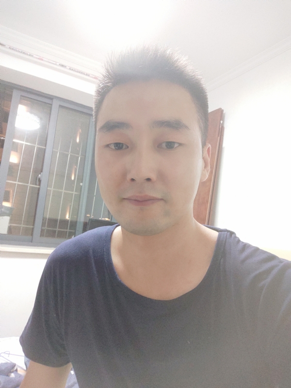 叶晓隆的第一张照片--全国闪婚服务中心
