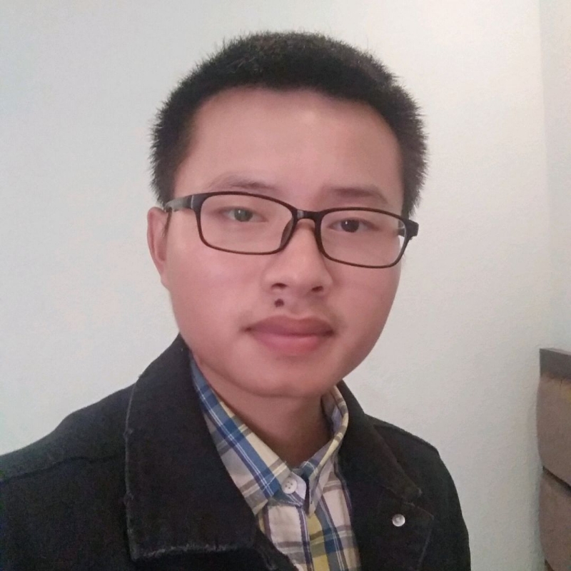 一只独行的猪的第一张照片--全国闪婚服务中心