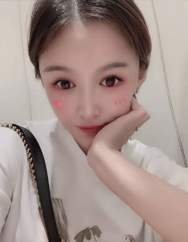 橙子的第一张照片--全国闪婚服务中心