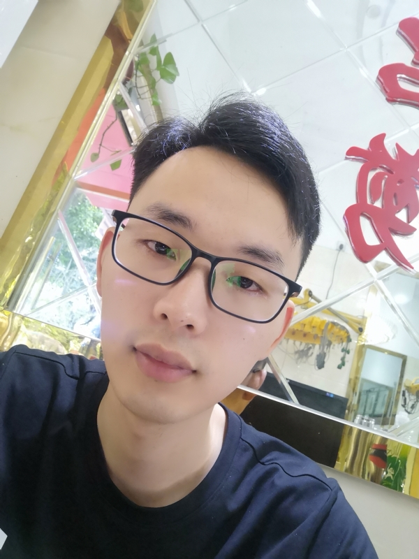 嗨喽先生的第一张照片--全国闪婚服务中心