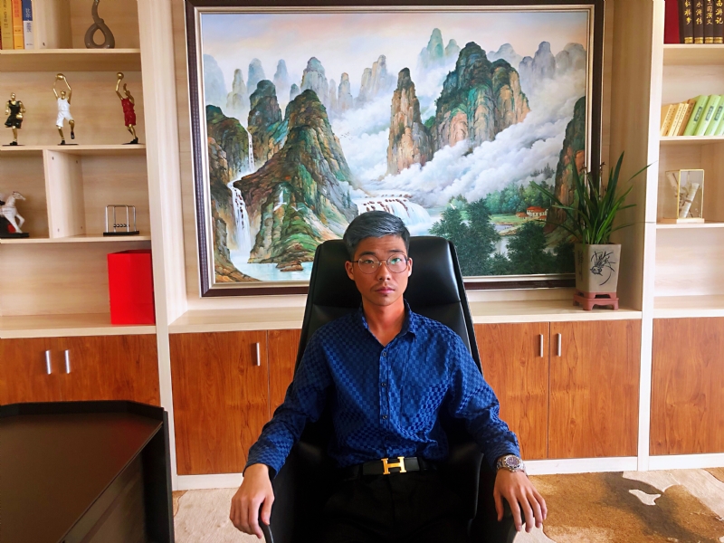 淡泊明志的第三张照片--全国闪婚服务中心