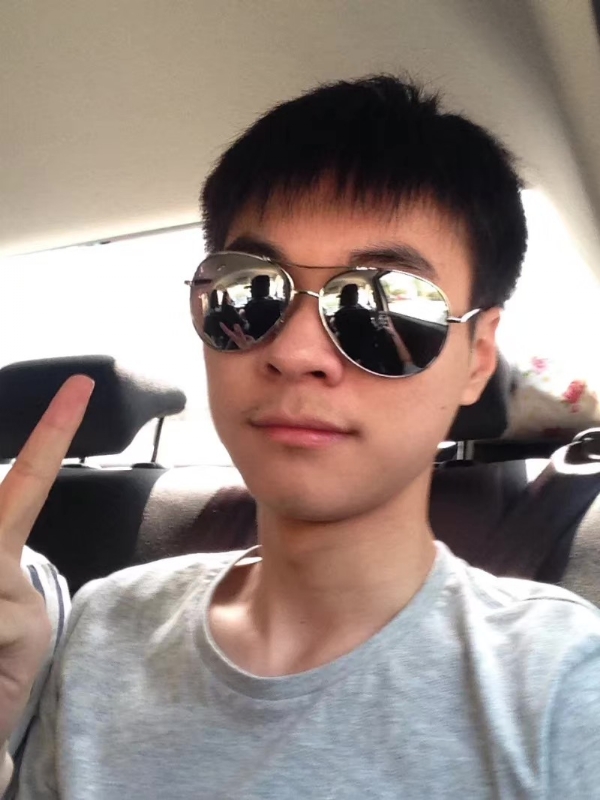 鱼头zzz的第一张照片--全国闪婚服务中心