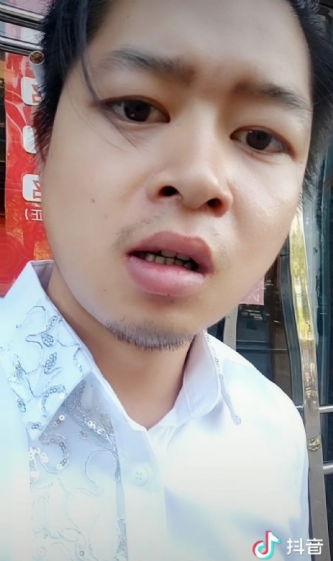 心诚则灵的第一张照片--全国闪婚服务中心