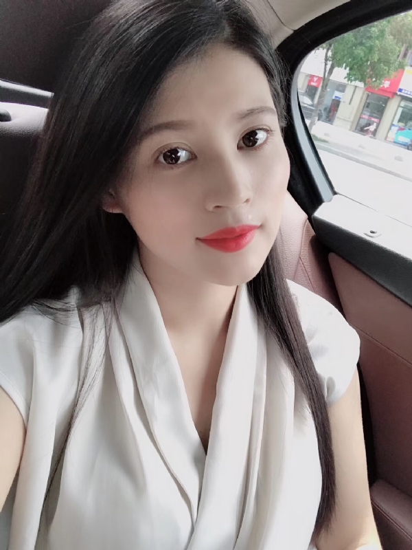 玲子的第一张照片--全国闪婚服务中心