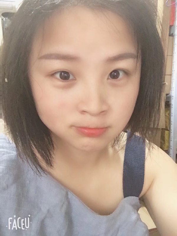 瑞瑞的第一张照片--全国闪婚服务中心