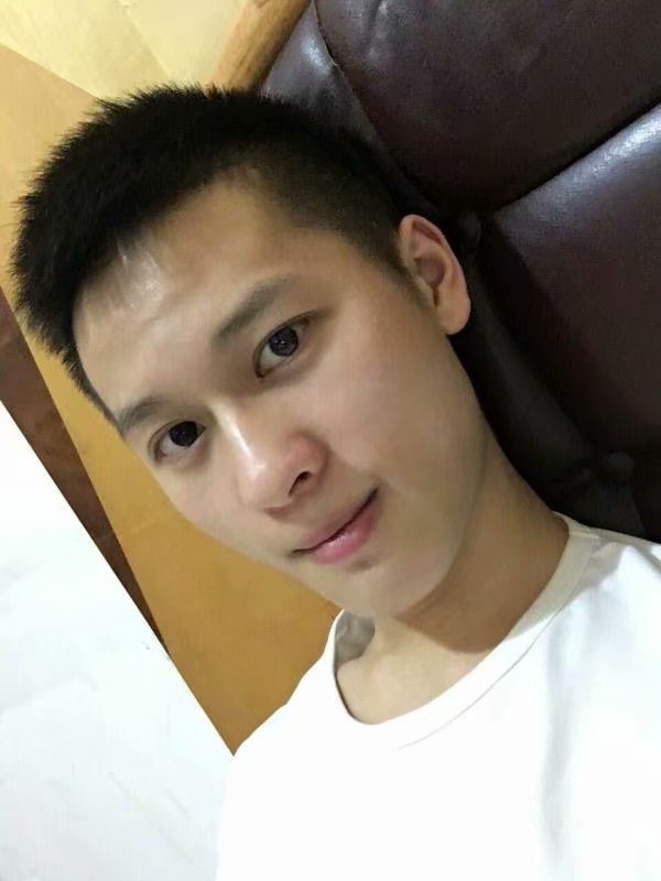 星月情的第一张照片--全国闪婚服务中心