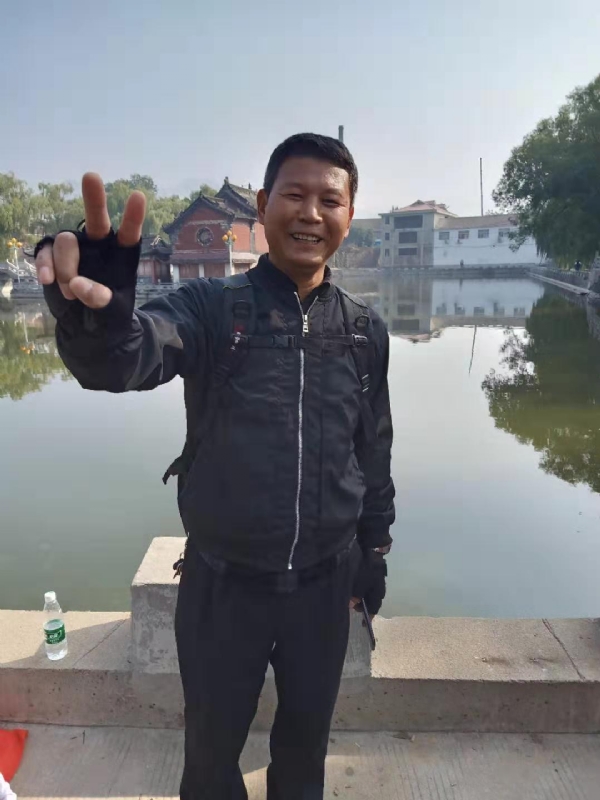 等的第一张照片--全国闪婚服务中心