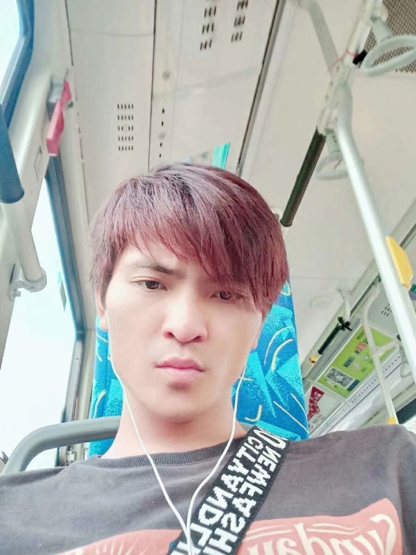 今日推销的第二张照片--全国闪婚服务中心
