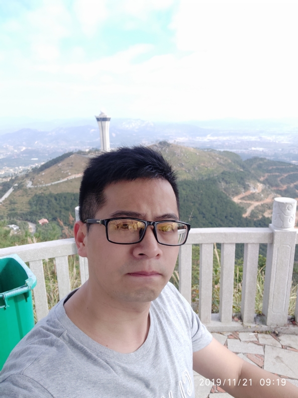 蔡某某的第一张照片--全国闪婚服务中心