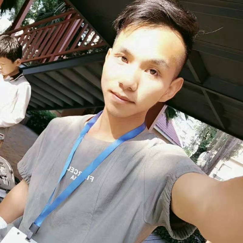 公子你好的第一张照片--全国闪婚服务中心