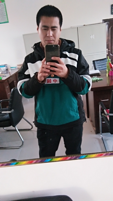 大灰狼好吃的第一张照片--全国闪婚服务中心