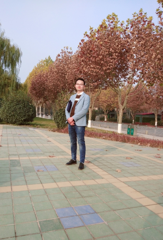 若缘的第一张照片--全国闪婚服务中心