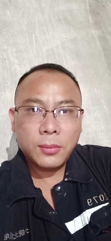 知足常乐的第一张照片--全国闪婚服务中心