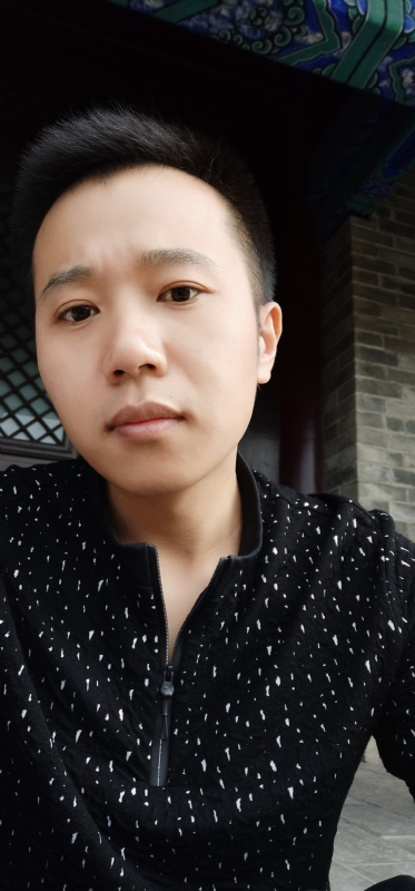 大象随风的第一张照片--全国闪婚服务中心