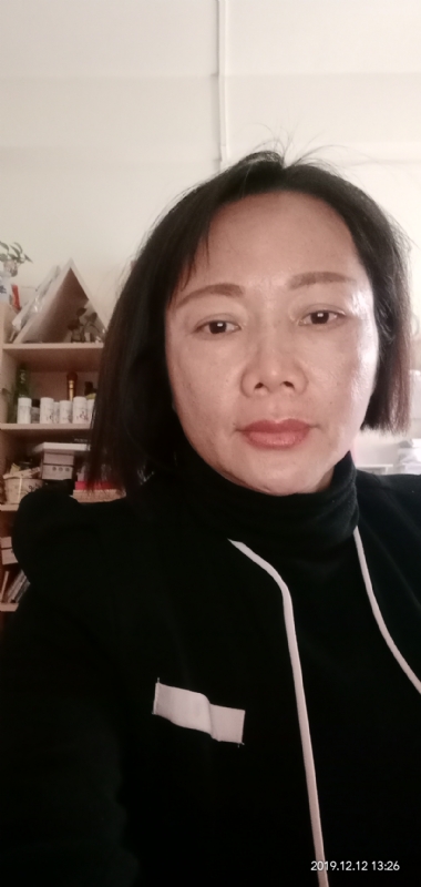 小雨的第一张照片--全国闪婚服务中心