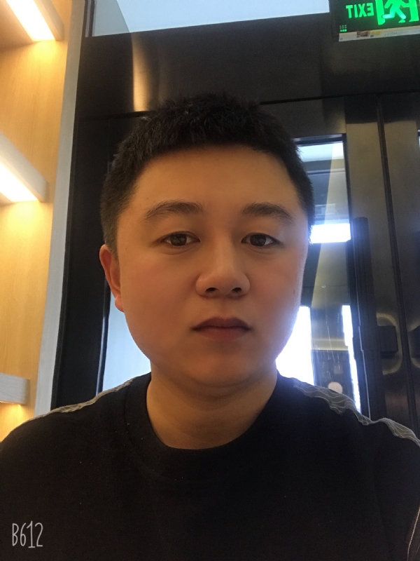 准提的第一张照片--全国闪婚服务中心
