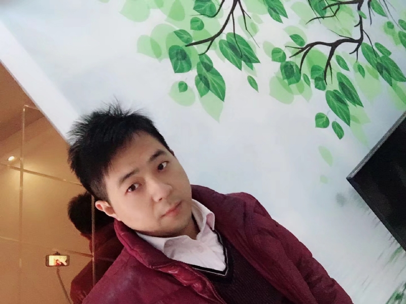 晴空万里的第一张照片--全国闪婚服务中心