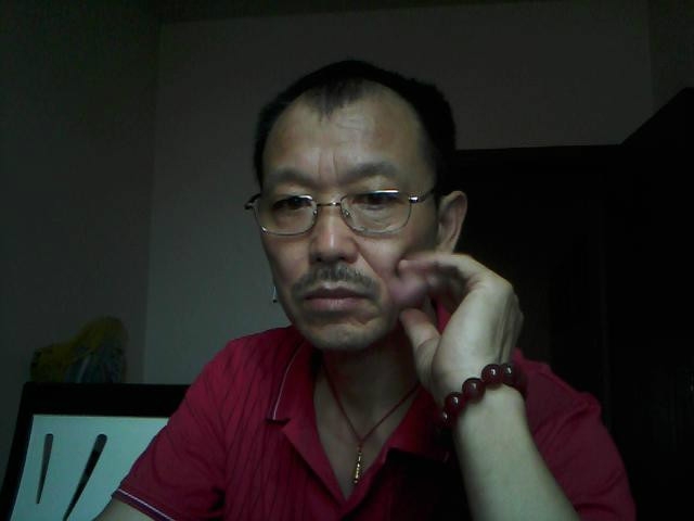 寻缘的第一张照片--全国闪婚服务中心